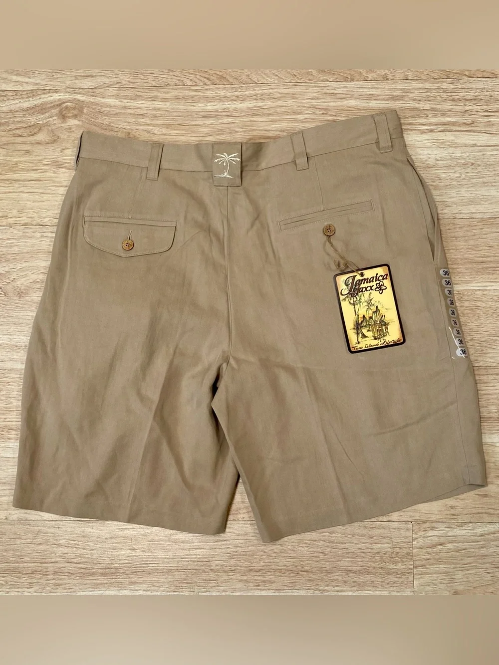 Jamaica Jaxx Silk Shorts Mens Size 36 Khaki Pleated Casual True Island Lifestyle